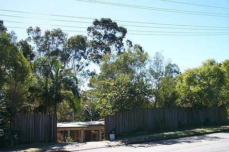 142 Plucks Rd, Arana Hills, QLD 4054