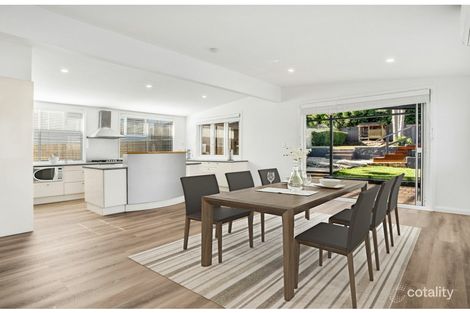 Property photo of 40 Lumeah Avenue Elanora Heights NSW 2101