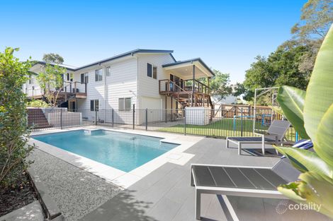 8 PINBARREN CT, COOROY, QLD 4563