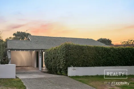 Property photo of 35 Burroughs Road Karrinyup WA 6018
