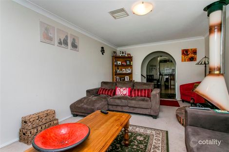 Property photo of 18 Grange Crescent Cambridge Gardens NSW 2747