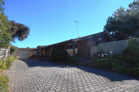 8 Springhurst Cres, Grovedale, VIC 3216