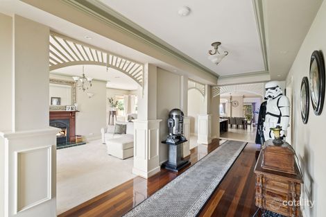 Property photo of 9 Sovereign Way Hillside VIC 3037