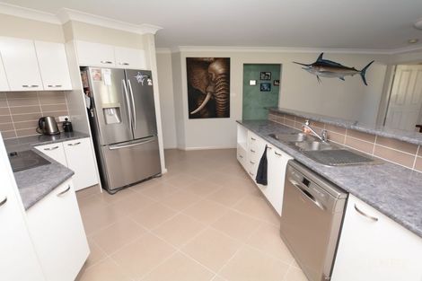 Property photo of 10 Yellowfin Avenue Old Bar NSW 2430