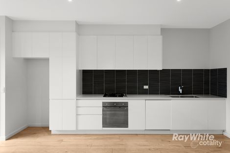 Property photo of 206/15 Manchester Grove Glen Huntly VIC 3163