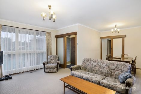 Property photo of 26 Larnook Crescent Mooroolbark VIC 3138