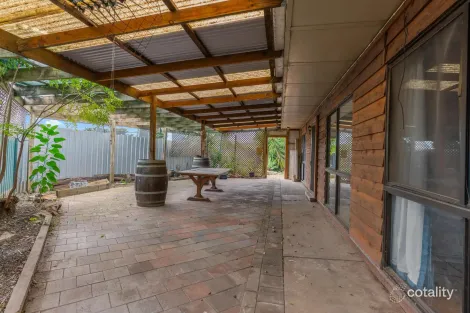 Property photo of 77 Victor Harbor Road Old Noarlunga SA 5168