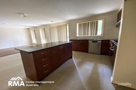 Property photo of 14 Danfield Drive Tarneit VIC 3029