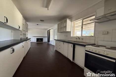 609 Metcalfe Rd, Lynwood, WA 6147