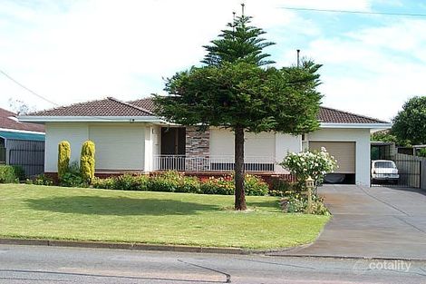 566 Morley Dr, Morley, WA 6062