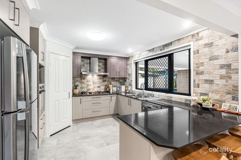 Property photo of 13 Harding Close Manly West QLD 4179