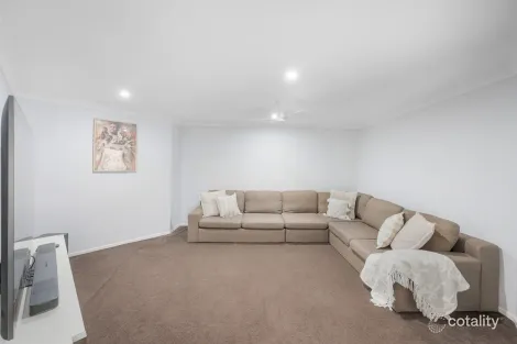 Property photo of 15 Plimsoll Court Tannum Sands QLD 4680