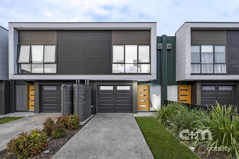25 Stonewood Cct, Hadfield, VIC 3046