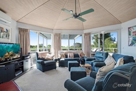 Property photo of 16 Phyllis Parade Rye VIC 3941