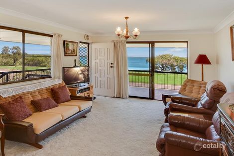 Property photo of 186 Esplanade Golden Beach QLD 4551
