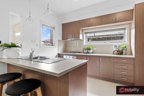 Property photo of 2/41 Fordham Road Reservoir VIC 3073