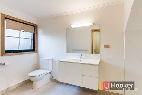 28 Churchill Park Dr, Lysterfield South, VIC 3156