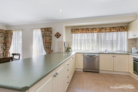 Property photo of 17 Stonehaven Avenue Cranbourne VIC 3977