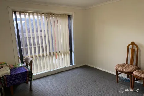 Property photo of 5 Cush Place Hampton Park VIC 3976