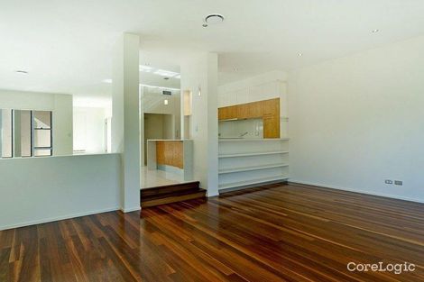 Property photo of 7006B Vista Drive Benowa QLD 4217