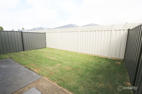 Property photo of 14 Merlin Street Craigieburn VIC 3064