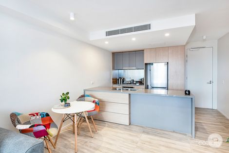 Property photo of 212/36 Anglesey Street Kangaroo Point QLD 4169