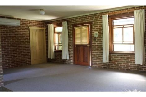 Property photo of 31 Morrow Place Robin Hill NSW 2795