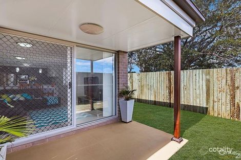 Property photo of 16 Sanctuary Drive Cranley QLD 4350