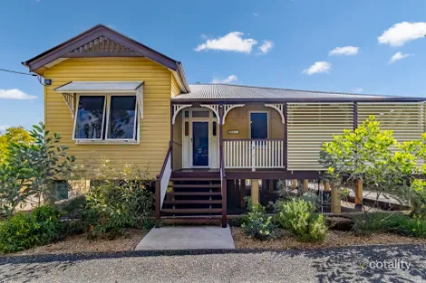 Property photo of 1 Oakes Street Childers QLD 4660