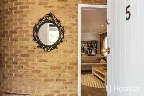 Property photo of 5 Sandpiper Loop Yangebup WA 6164