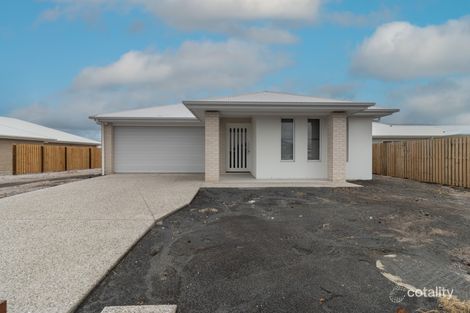17 North Lakes Cct, Burrum Heads, QLD 4659
