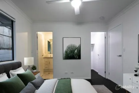 Property photo of 4 Pike Lane Spring Mountain QLD 4300