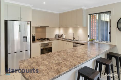 Property photo of 16 Lombardi Close Skye VIC 3977