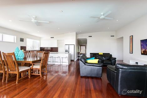 Property photo of 8 Tea Tree Grove Peregian Springs QLD 4573