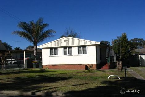 33 Moresby Cres, Whalan, NSW 2770