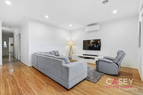 Property photo of 7 Fenix Way Clyde North VIC 3978