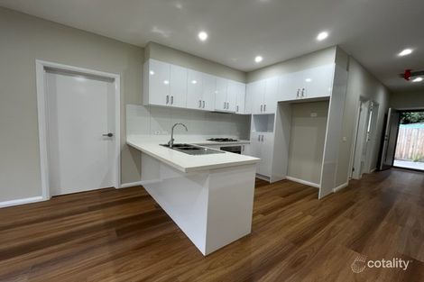 3/4 Herbert Cres, Sunbury, VIC 3429