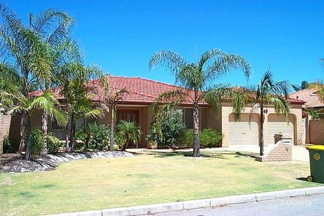 19 Seacom Ct, Morley, WA 6062