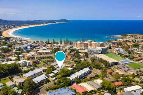 Property photo of 1/24 Kurrawyba Avenue Terrigal NSW 2260