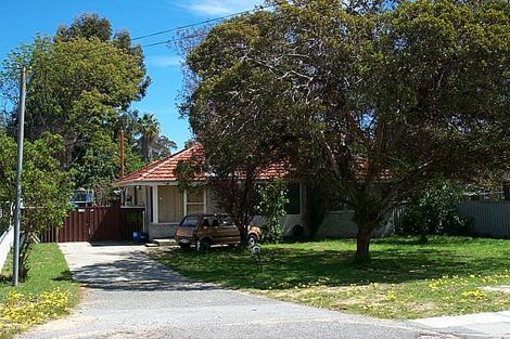 11 Hargreaves Rd, Coolbellup, WA 6163