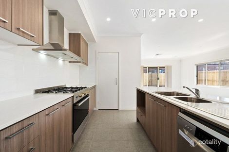 Property photo of 12 Rivington Road Point Cook VIC 3030