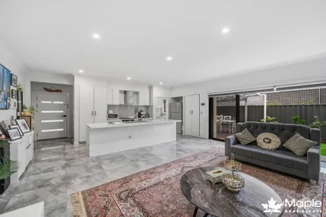 Property photo of 2/68 Mackellar Drive Roxburgh Park VIC 3064