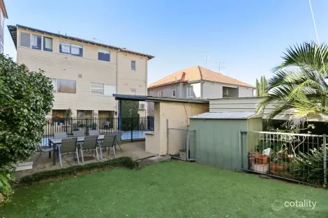 Property photo of 2/12 Hayes Street Neutral Bay NSW 2089
