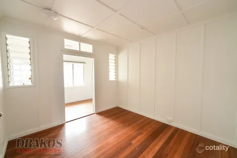 Property photo of 3/147 Gladstone Road Highgate Hill QLD 4101