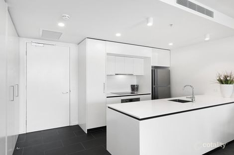 Property photo of 903/10 Worth Place Newcastle NSW 2300