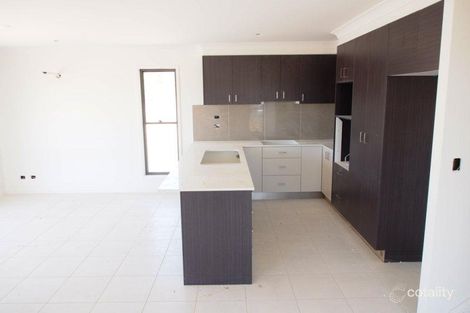 Property photo of 6 Peppermint Court Springfield Lakes QLD 4300