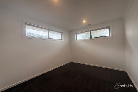 Property photo of 10 Mingay Close Truganina VIC 3029