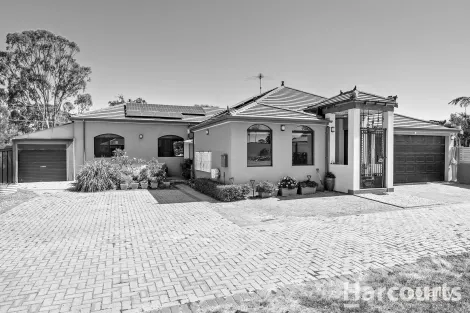 Property photo of 1 Strain Glen South Yunderup WA 6208