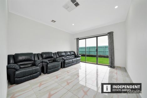 Property photo of 20 Canterbury Circuit Melton South VIC 3338