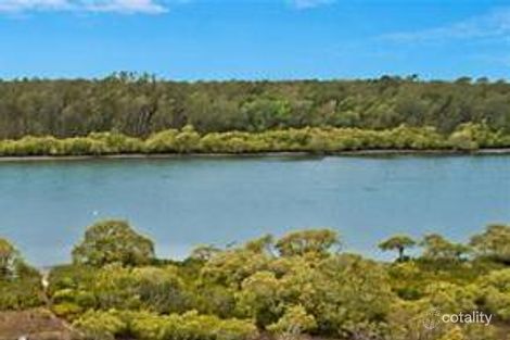 6 Bayview Dr, Yamba, NSW 2464